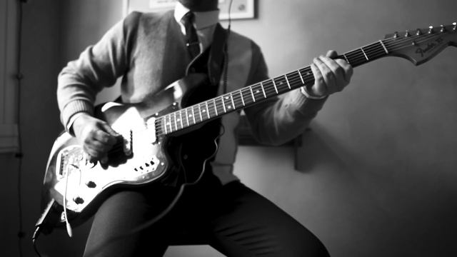 «This Never Happened To The Other Fella» (John Barry) — Fender Bass VI Cover смотреть онлайн