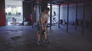 Становая тяга с одной гирей двумя руками/Both Hands KB Deadlift