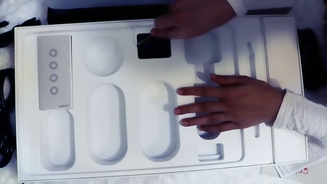 Wacom Cintiq Pro Unboxing & Setup смотреть онлайн