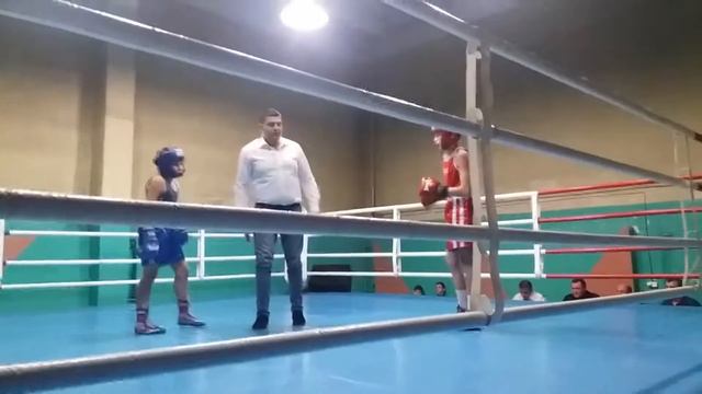 Бокс Денисов Владимир 24-25 Ноября 2018г. Чемпионат Области 05-06годов рождения.(2) смотреть онлайн