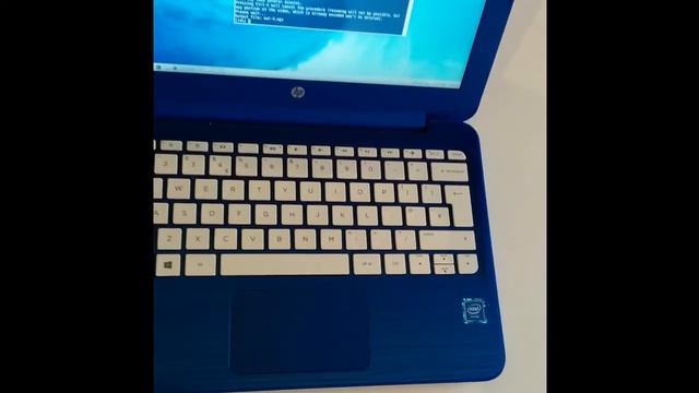 HP Stream 11 2015 + Linux Mint 17.3 XFCE смотреть онлайн