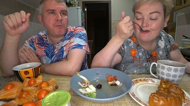 Мукбанг высказала мужу ВСЁ что НАБОЛЕЛО? УСТАЛИ друг от друга? Завтрак ?? бутерброды смотреть онлайн