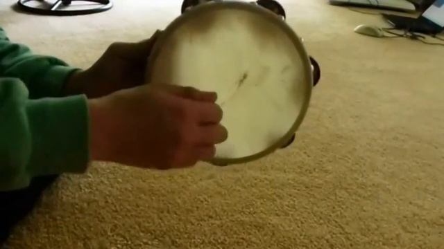 Epic Tambourine Cover of Skrillex смотреть онлайн