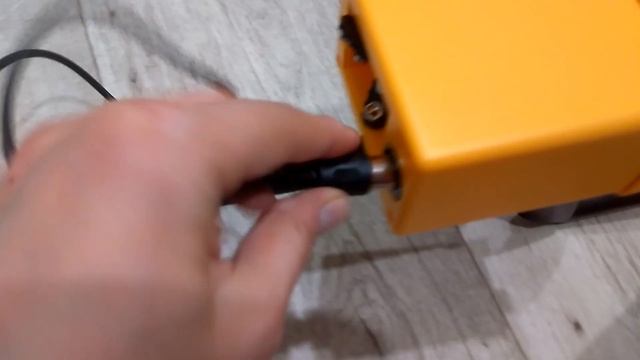 Самый дешевый металоискатель ТС 200. смотреть онлайн