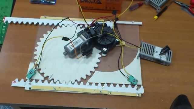 Открывание окон теплиц на реле смотреть онлайн