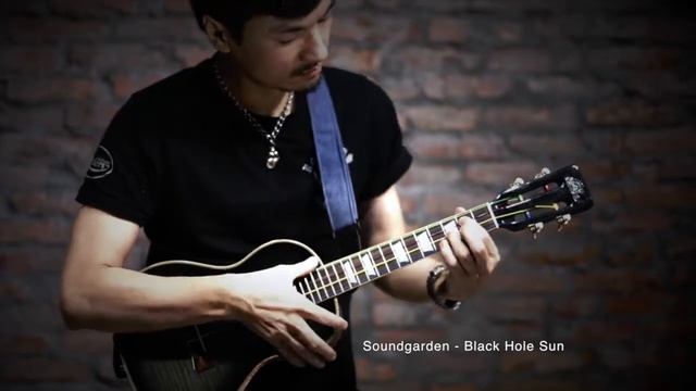 Soundgarden- Black Hole Sun ukulele смотреть онлайн