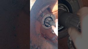 Стук в проміжутці  МТЗ-80.