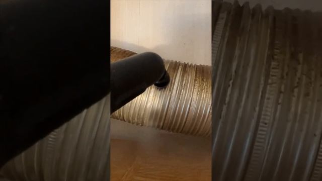 Процесс уборки. Очистка пароочистителем karcher sc 5, вентиляционной трубы вытяжки. смотреть онлайн