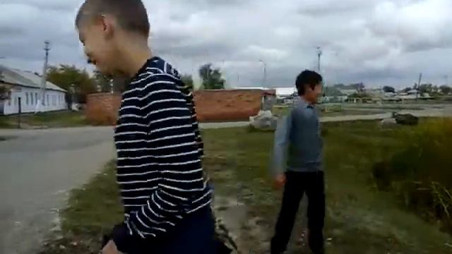 Самый лучший кувырок. 10/10 смотреть онлайн