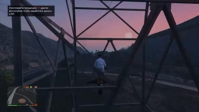 ТРЮК НА ЛЕТАЮЩЕМ БАЙКЕ В ГТА 5 | Pegassi Opressor stunt смотреть онлайн