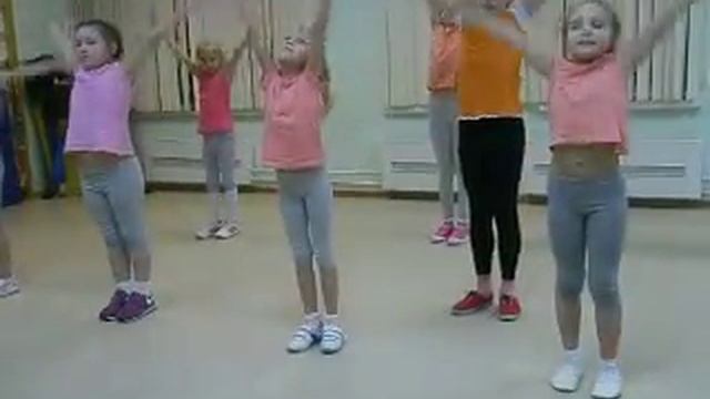 Детский Театр - Студия "Созвездие Танца". Красные шапочки. "TT4+3" смотреть онлайн