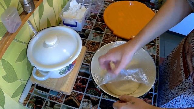 Пирожки с горохом на кефире смотреть онлайн