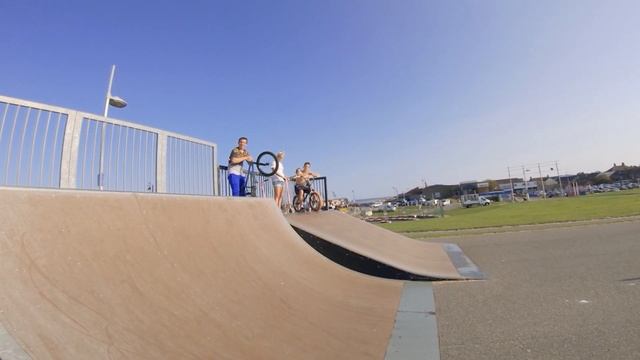 Seaside Ride On The Kugoo M4 Pro Electric Scooter (Review part 2) смотреть онлайн