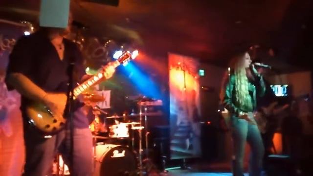 MindMaze - Destiny Calls (Crossroads Tavern Glen Burnie, MD 040415) смотреть онлайн