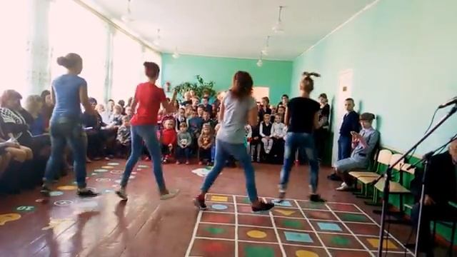 Очень легкий танец смотреть онлайн