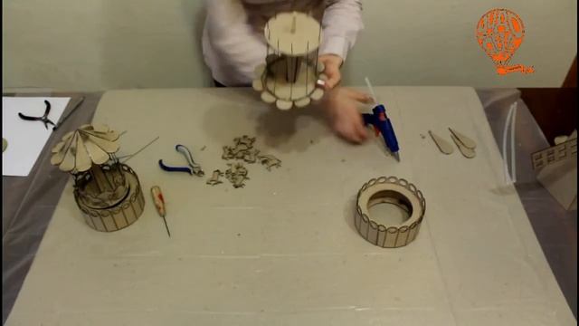 Карусель из картона. Мастер-класс от студии "ЧудоДень" смотреть онлайн