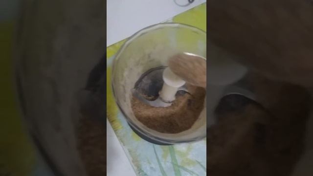 Закинул В Блендер Шоколадные Шарики! Что Случилось? смотреть онлайн