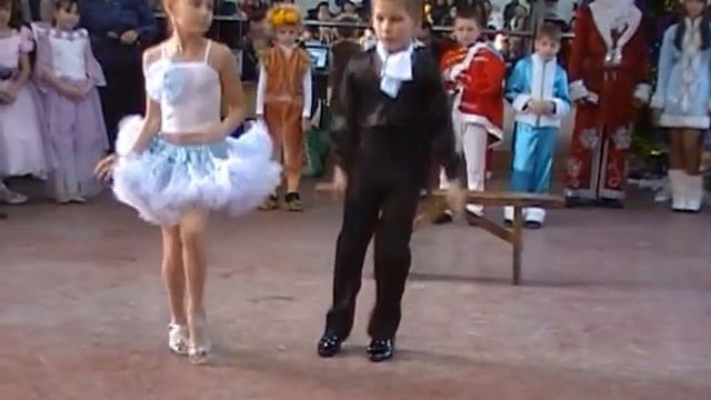 Доманевка.Попурри́ Вики и Максима.3 класс.27.12.2012г. смотреть онлайн