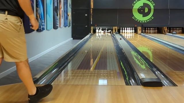 LOWER REV RATE BALL REVIEW - Ebonite Game Breaker 4 Pearl - TruBall Reviews смотреть онлайн