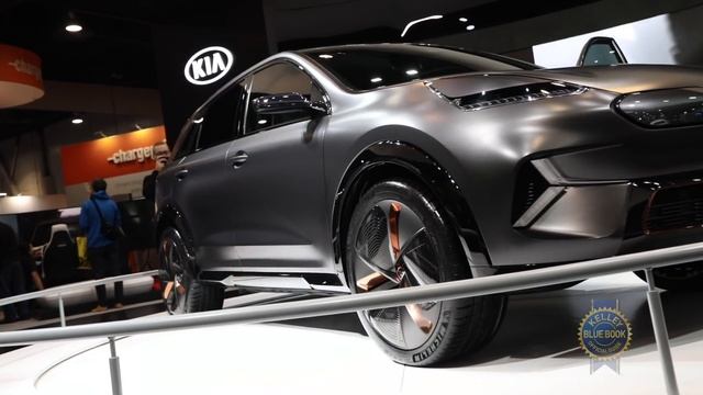 Kia Niro EV Concept - CES 2018 смотреть онлайн