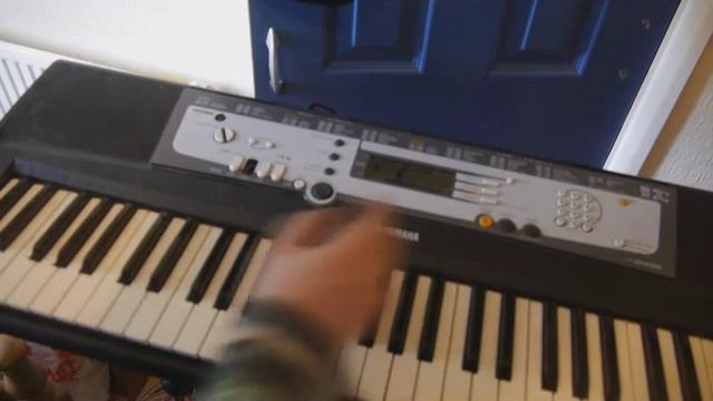 Every Single Voice on the yamaha PSR e213 keyboard смотреть онлайн
