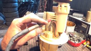 Subaru Forester Outback 2010-2011 не заводится..