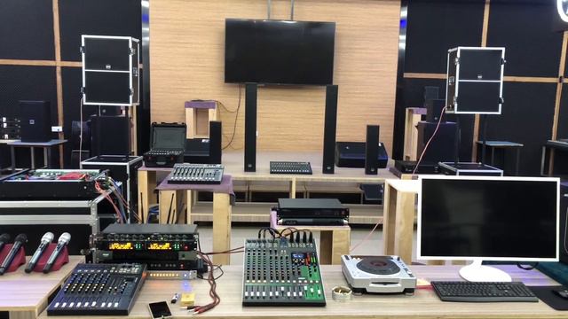 Crcbox Audio XA Mixer with DJ1218 Speaker Set смотреть онлайн