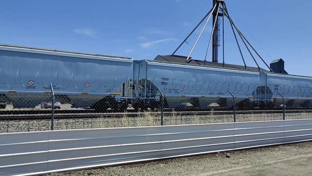 Union Pacific in Baker City, Oregon. смотреть онлайн