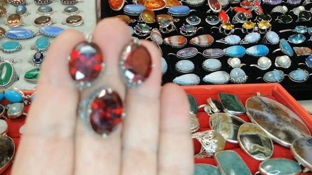 природные и выращенных самоцветы смотреть онлайн