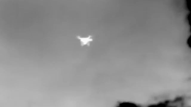 Droning On....with Chris Parkin and the Guide IR517V Pro Thermal Imager смотреть онлайн
