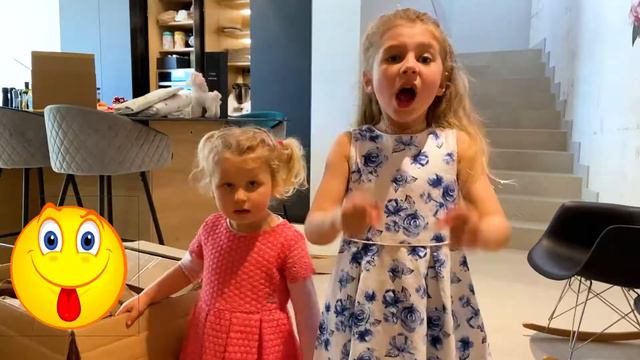 Софочка получает подарки от феи, но не те, которые ждет. Почему? смотреть онлайн