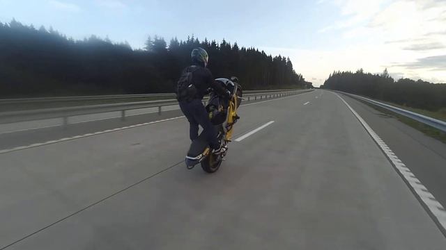 Вилли honda f4 смотреть онлайн