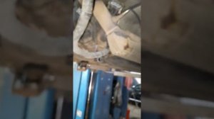 Мазда 6 .Снятие Акпп.Чясть 1