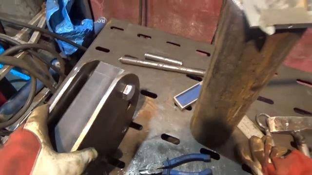 Homemade Workshop Crane. Самодельный Мини кран на 400кг. Подробная инструкция изготовления. смотреть онлайн