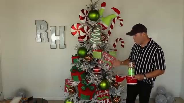 Christmas 2022 DIY / GRINCH CHRISTMAS TREE STEP BY STEP / Christmas Tree Decorations Ideas смотреть онлайн