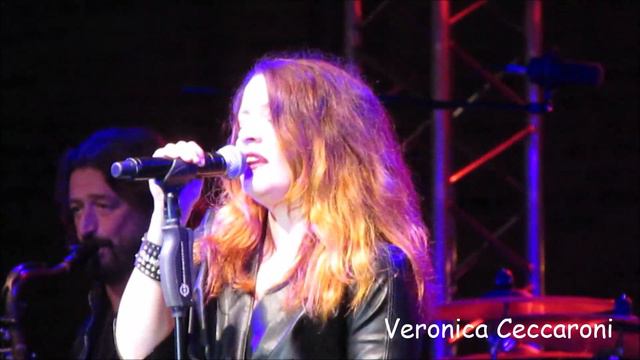 I feel good - Noemi @ Forlì - 22.09.2019 смотреть онлайн