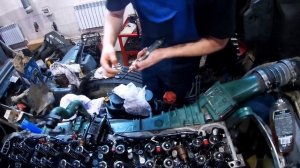 Вольво FMX D13 Газы в системе охлаждения. Замена стаканчиков под форсунки!