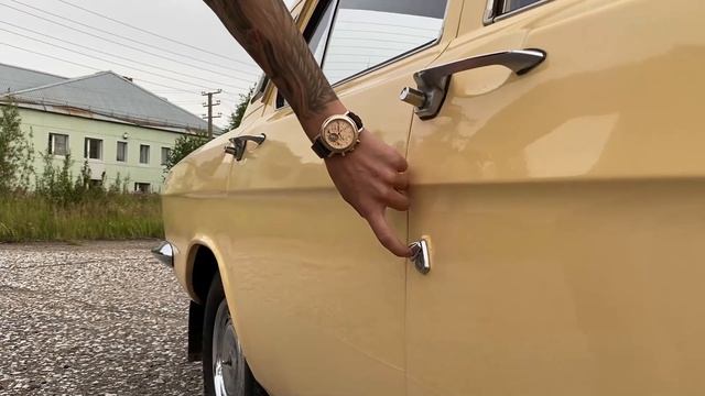 ТАКОГО ВЫ ЕЩЁ НЕ ВИДЕЛИ!! ГАЗ 24 и ГАЗ 2410 в идеальном состоянии! смотреть онлайн