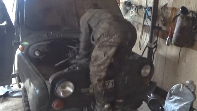 Велошиномонтаж. Как снять двигатель с УАЗа. смотреть онлайн