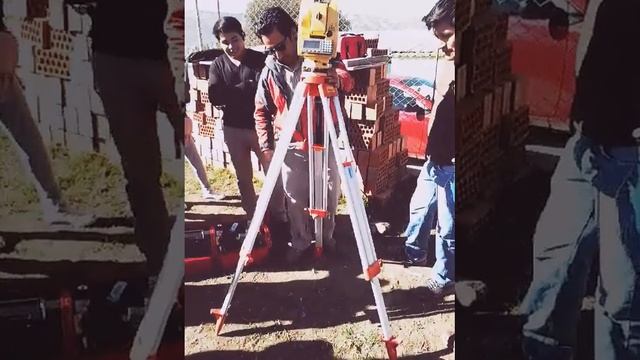 Como estacionar la estacion total SOUTH - equipo parte 1 смотреть онлайн