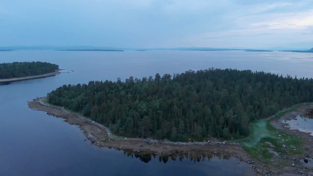 Белая ночь, Белое море, белые чайки атакуют смотреть онлайн