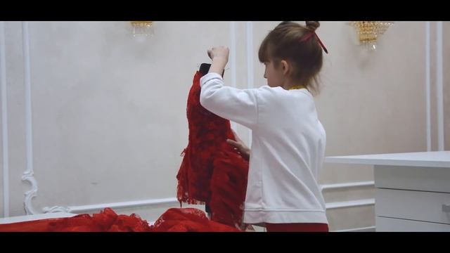Вечернее платье своими руками! Miss Martina Channel смотреть онлайн