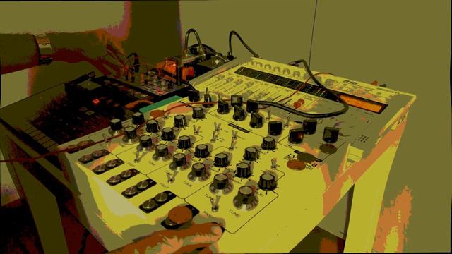 journey_around_planet_what's-this-shit-bro [ lyra-8 | volca modular | uno synth | zoom r16 dsp ] смотреть онлайн