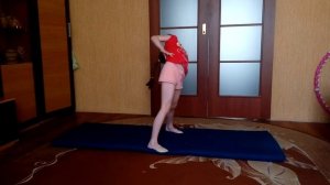 Как научиться вставать в мостик стоя)