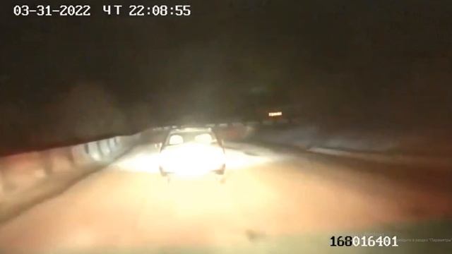 Сотрудники ГИБДД с применением табельного оружия задержали водителя, пытавшегося уйти от погони смотреть онлайн