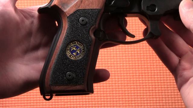 Samurai Edge Beretta Custom Grips смотреть онлайн