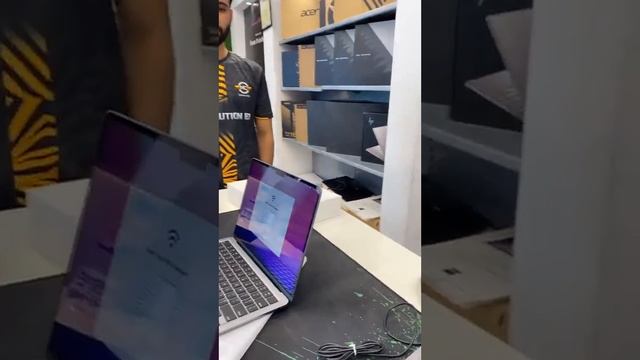 Apple MacBook Air M2 First Time In Bangladesh смотреть онлайн
