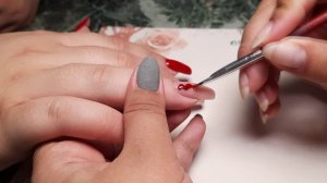 Дизайн ногтей с основой для растекания