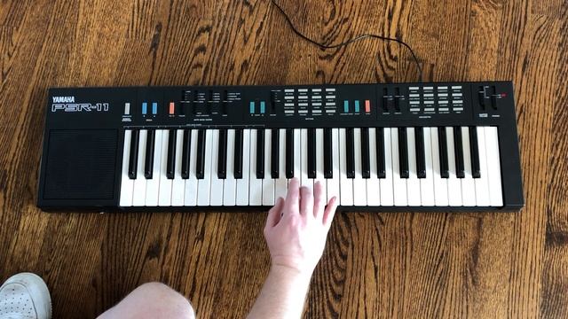 Yamaha PSR-11 1986 Vintage FM Synthesizer Keyboard смотреть онлайн