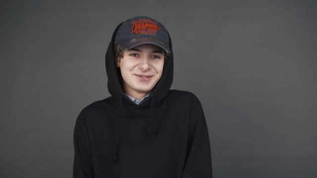 Что ты ВОРОВАЛ? | 100 Человек рассказывают о своих кражах | Сто человек - 1 вопрос. Trempel prod смотреть онлайн